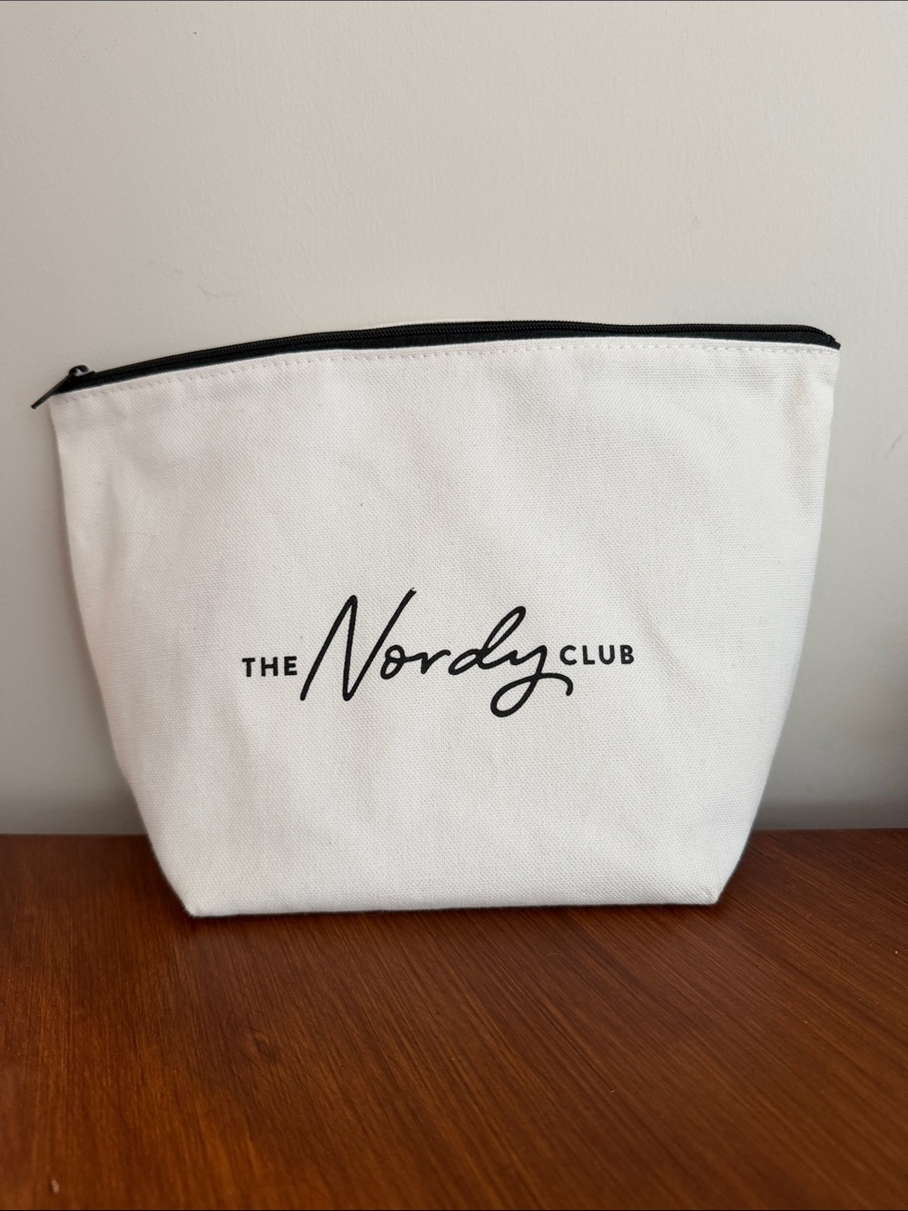 Nordstrom White/ oatmeal “The Nordy Club" zippered Cosmetic Pouch medium makeup